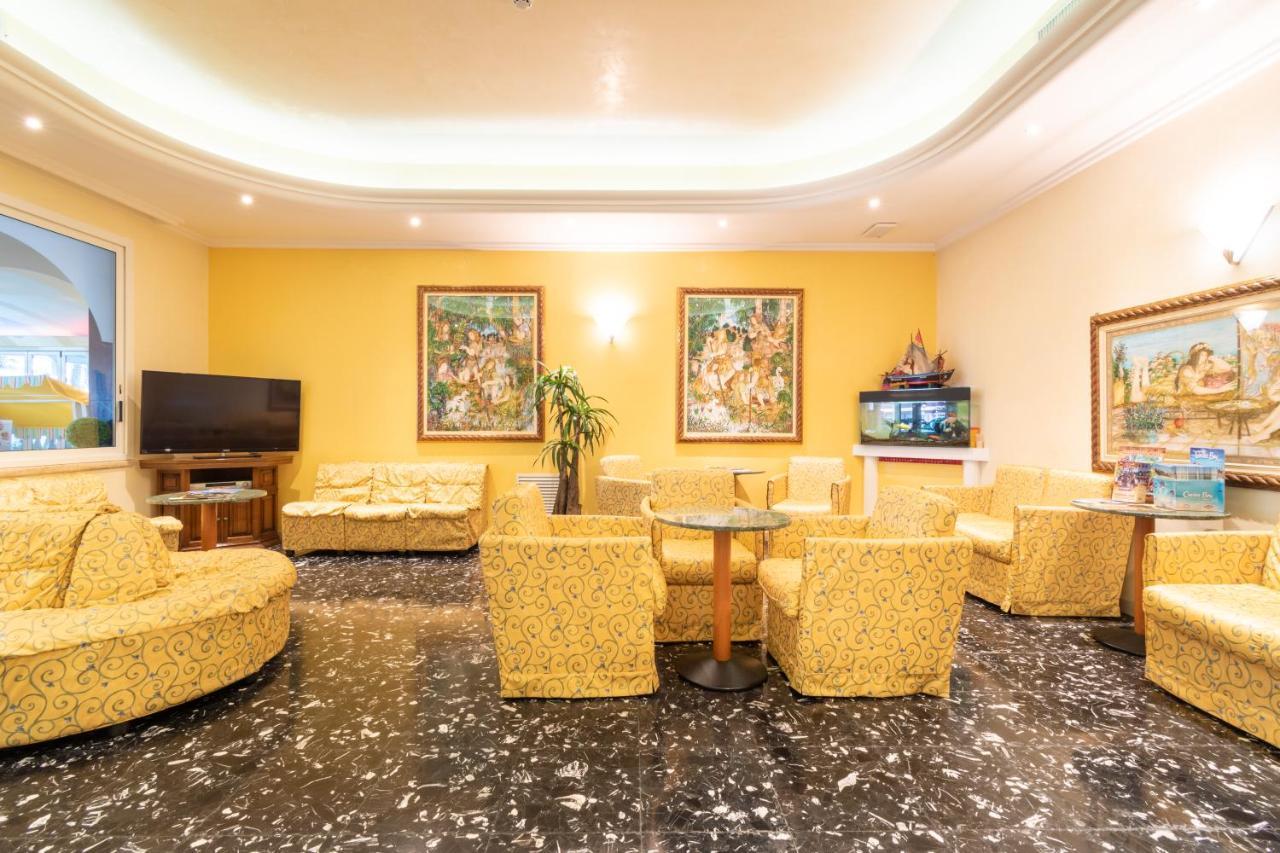 Ettoral Hotel 3*